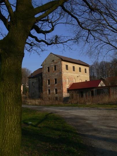 mlýn