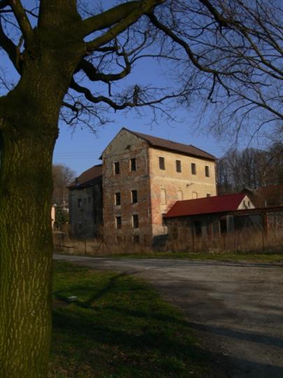 mlýn
