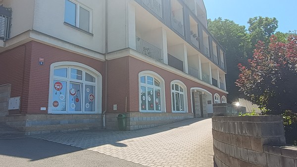 knih.zvenku.jpg